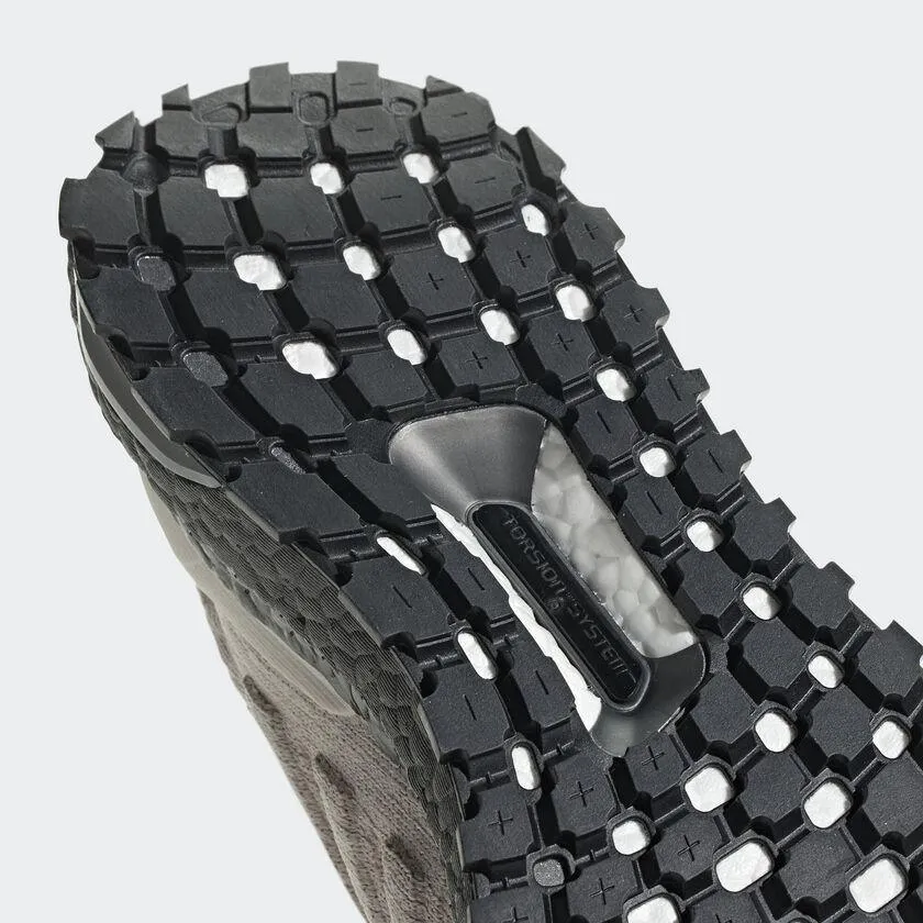 נעלי ריצה שטח אדידס לגברים Adidas Ultraboost All Terrain AQ0471